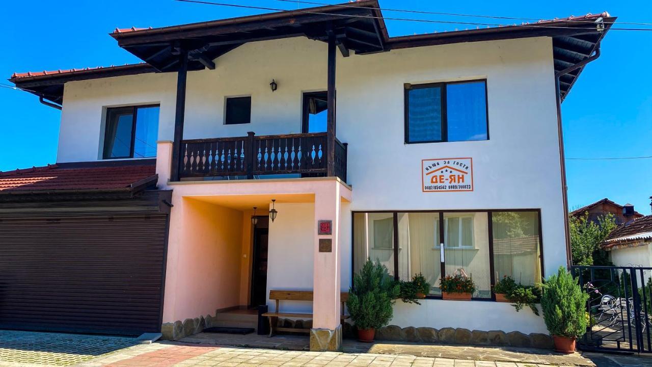 De-Yan Guest House 奥雷沙克 外观 照片