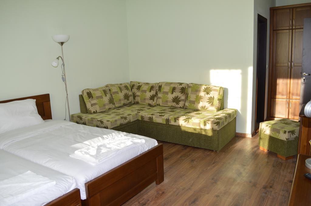 De-Yan Guest House 奥雷沙克 客房 照片